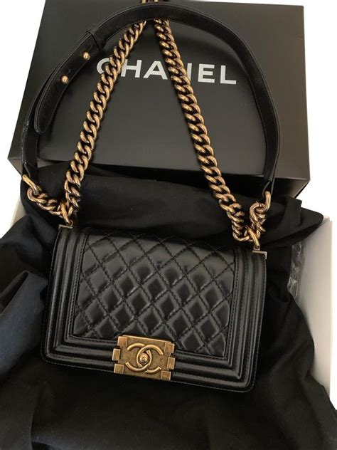 chanel boy leather crossbody bag